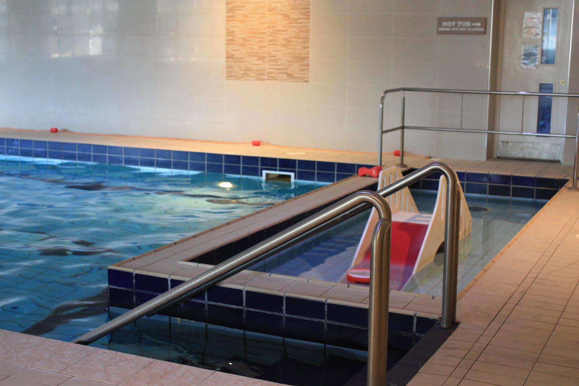 Canal Court Newry Buitenkant foto